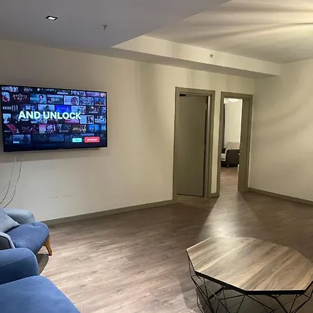 Comfortable 2+1 - Near Of Mall Of Istambul